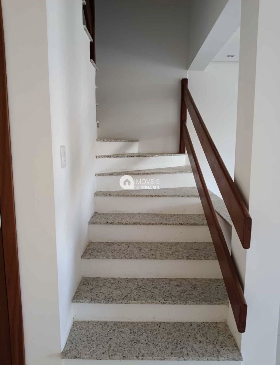 Casa, 3 quartos, 210 m² - Foto 2