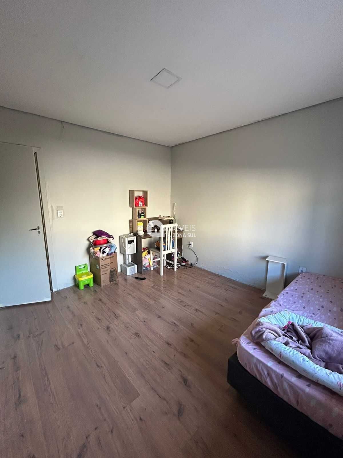 Casa à venda com 2 quartos, 80m² - Foto 6