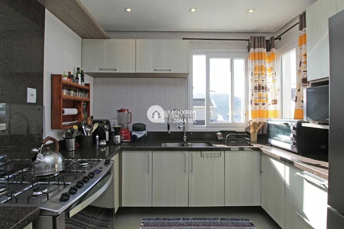Casa à venda com 3 quartos, 305m² - Foto 12