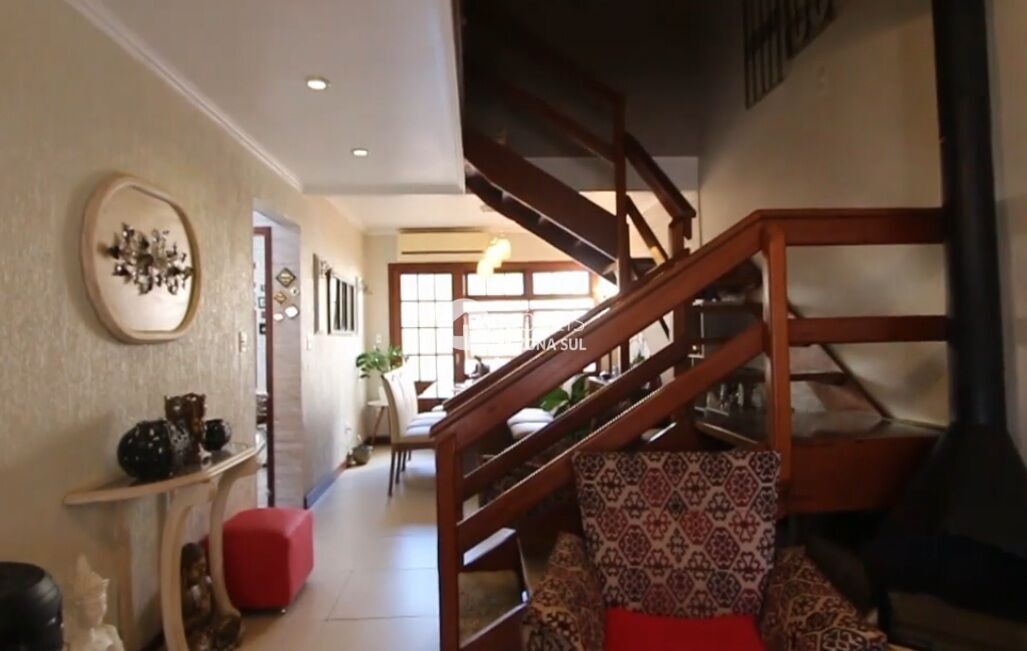 Sobrado à venda com 3 quartos, 273m² - Foto 2