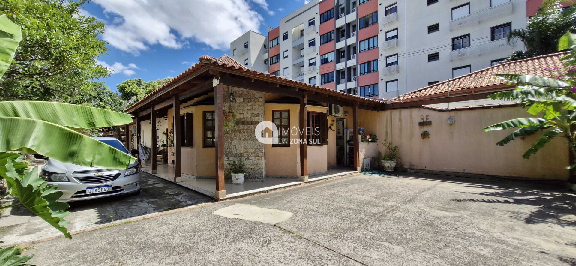 Casa à venda com 2 quartos, 196m² - Foto 3