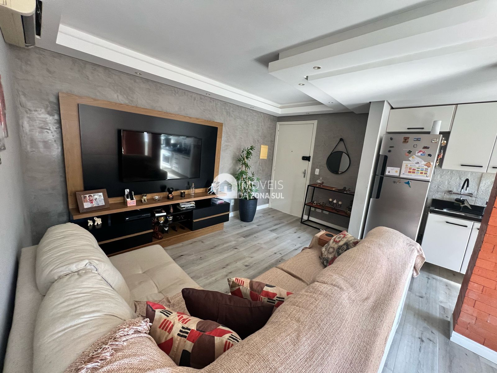 Apartamento à venda com 3 quartos, 67m² - Foto 1