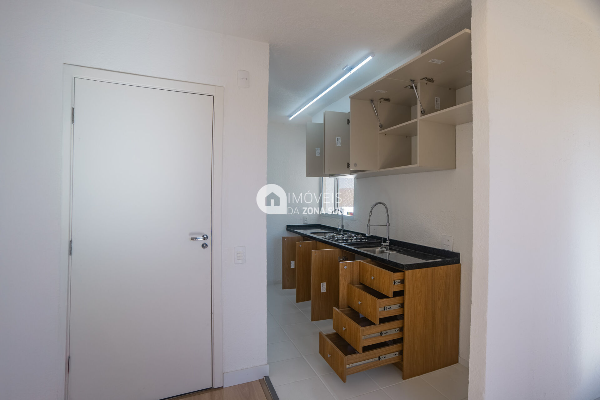 Apartamento à venda com 2 quartos, 42m² - Foto 8