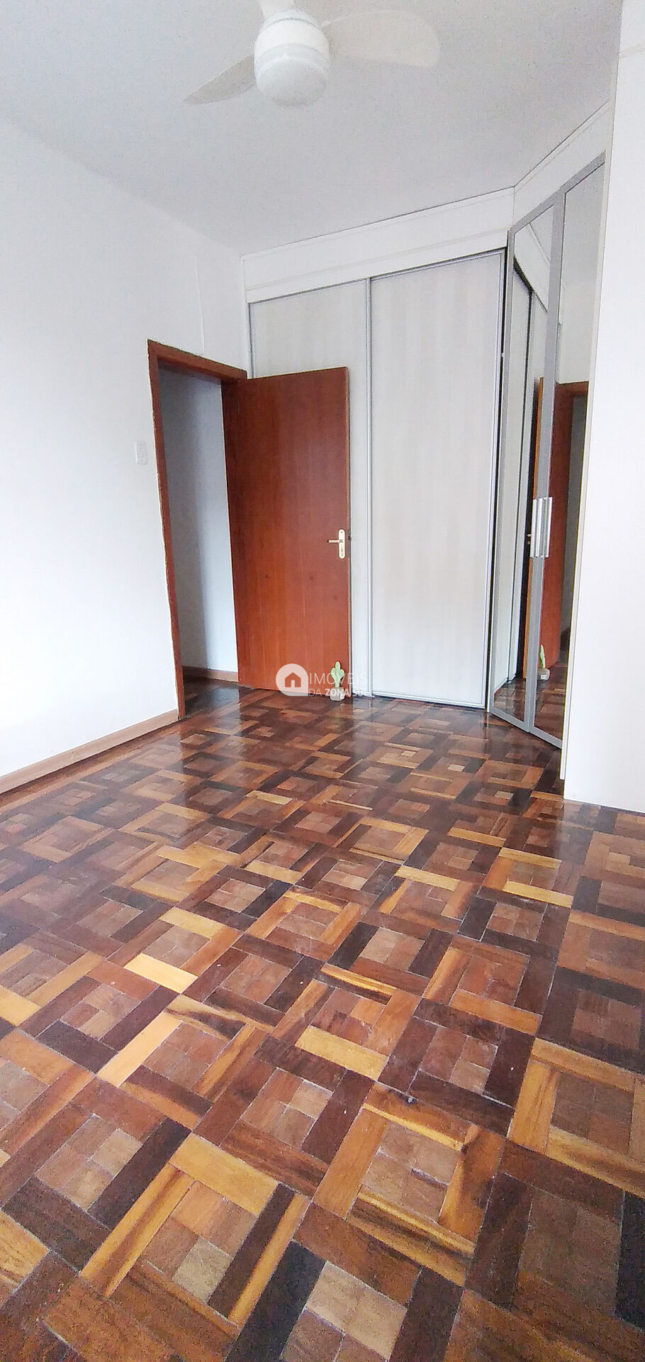 Apartamento à venda com 2 quartos, 74m² - Foto 15