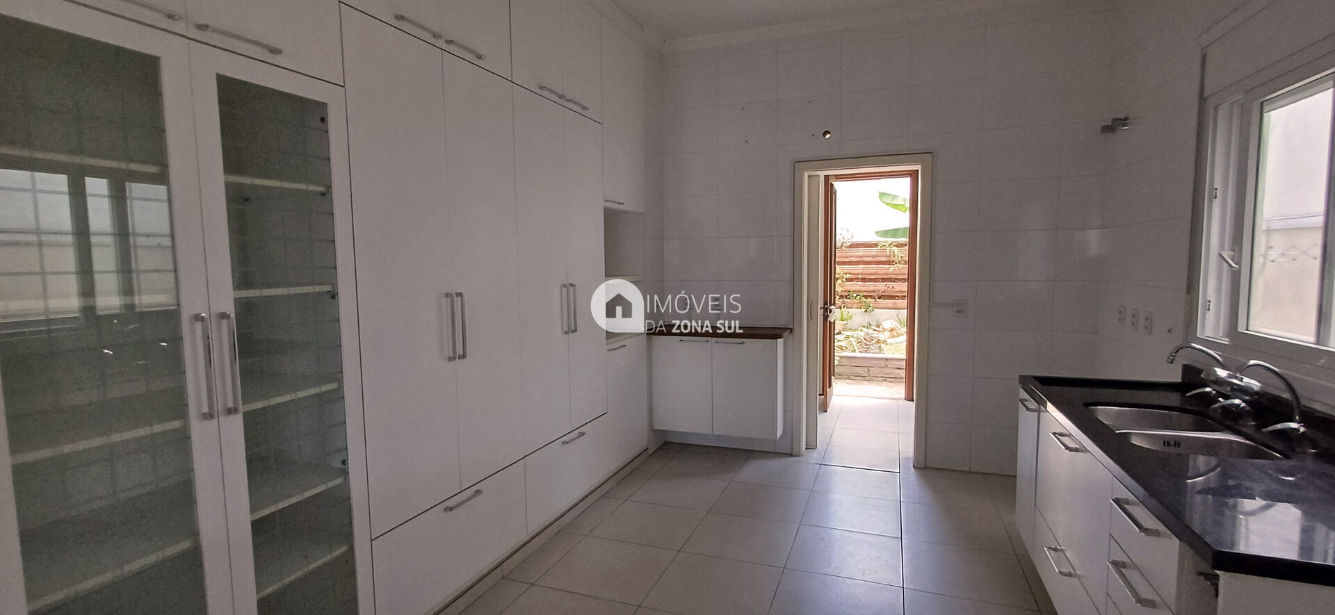 Casa de Condomínio à venda com 5 quartos, 275m² - Foto 15