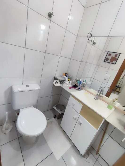 Casa à venda com 2 quartos, 50m² - Foto 16