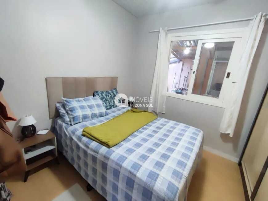 Casa à venda com 2 quartos, 50m² - Foto 11