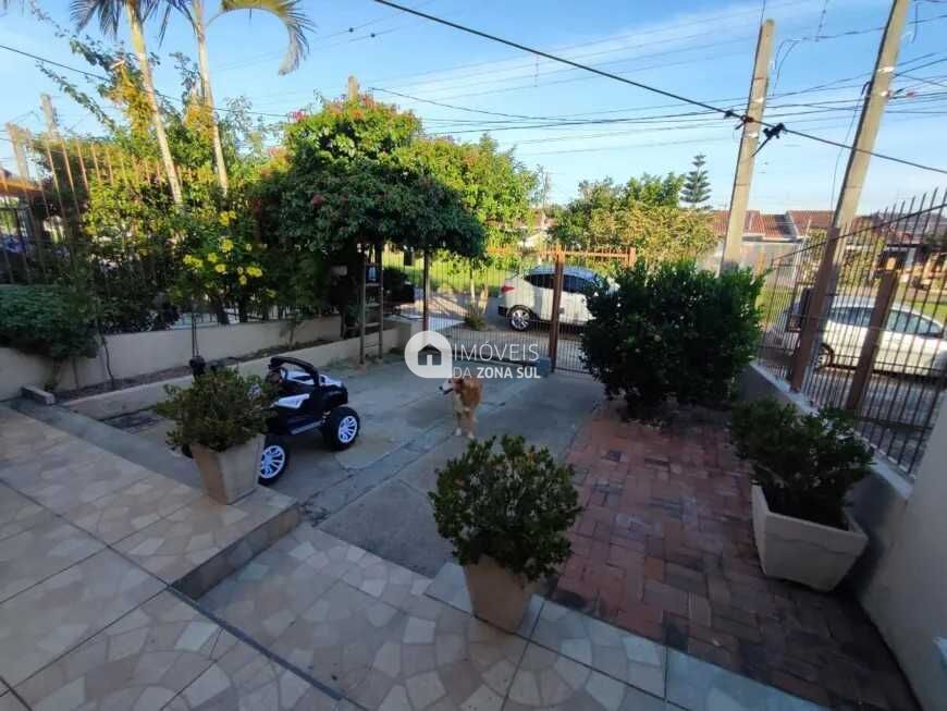 Casa à venda com 2 quartos, 50m² - Foto 2