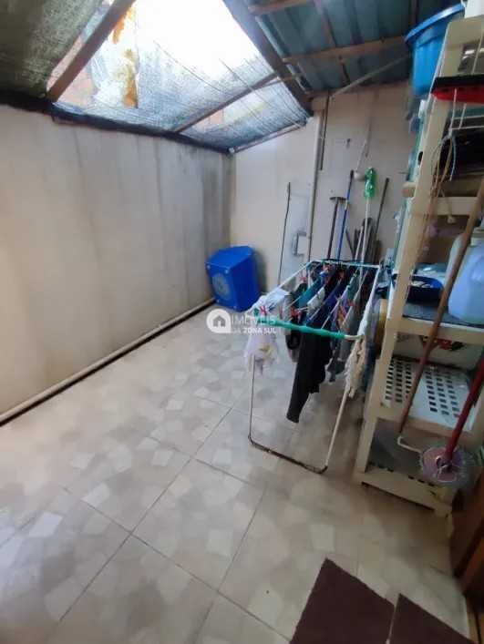 Casa à venda com 2 quartos, 50m² - Foto 9