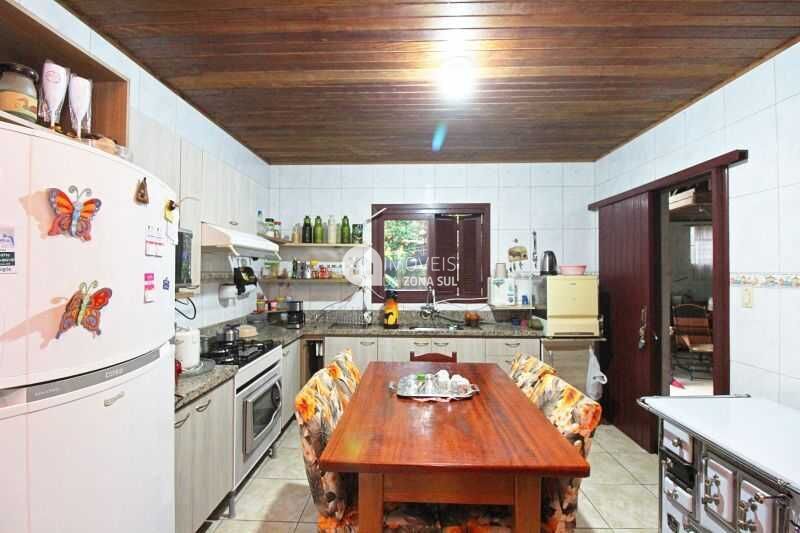 Casa à venda com 2 quartos, 150m² - Foto 9