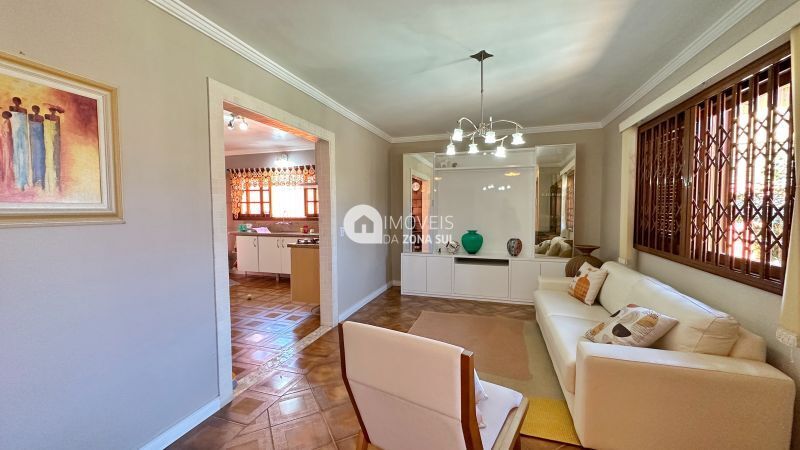 Casa à venda com 3 quartos, 290m² - Foto 5