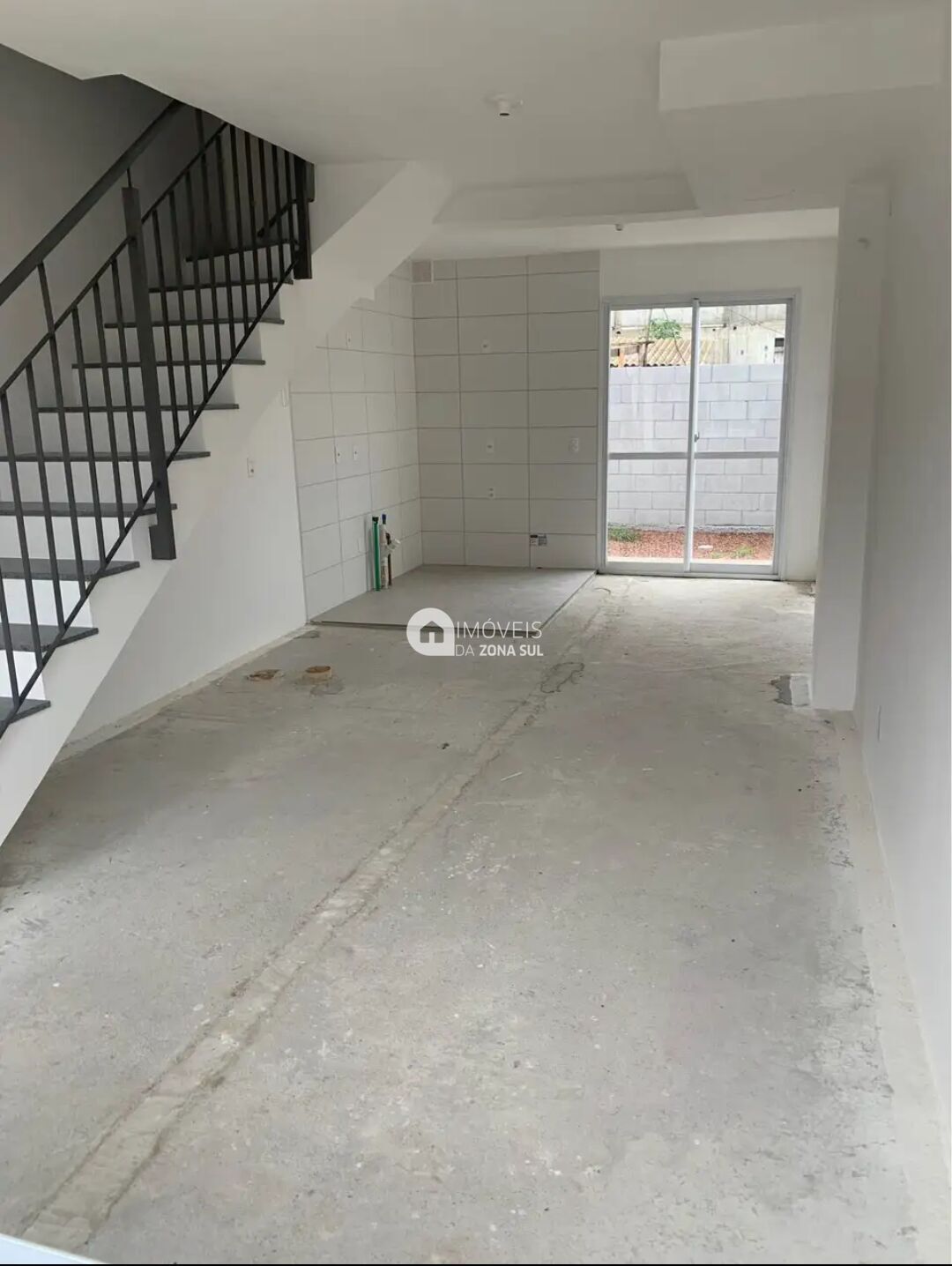 Casa de Condomínio à venda com 2 quartos, 170m² - Foto 3