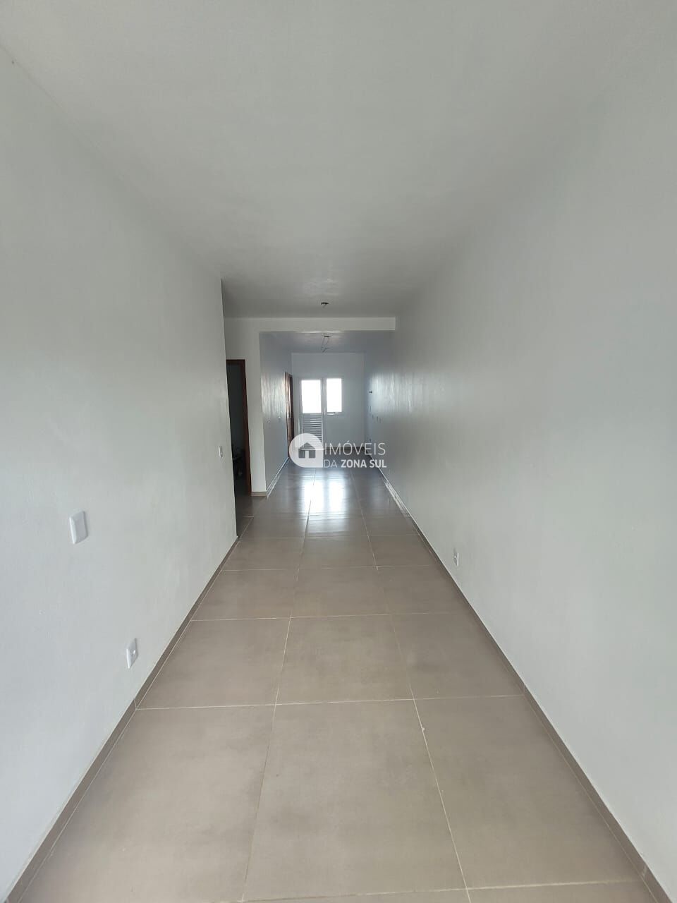 Casa à venda com 3 quartos, 63m² - Foto 3