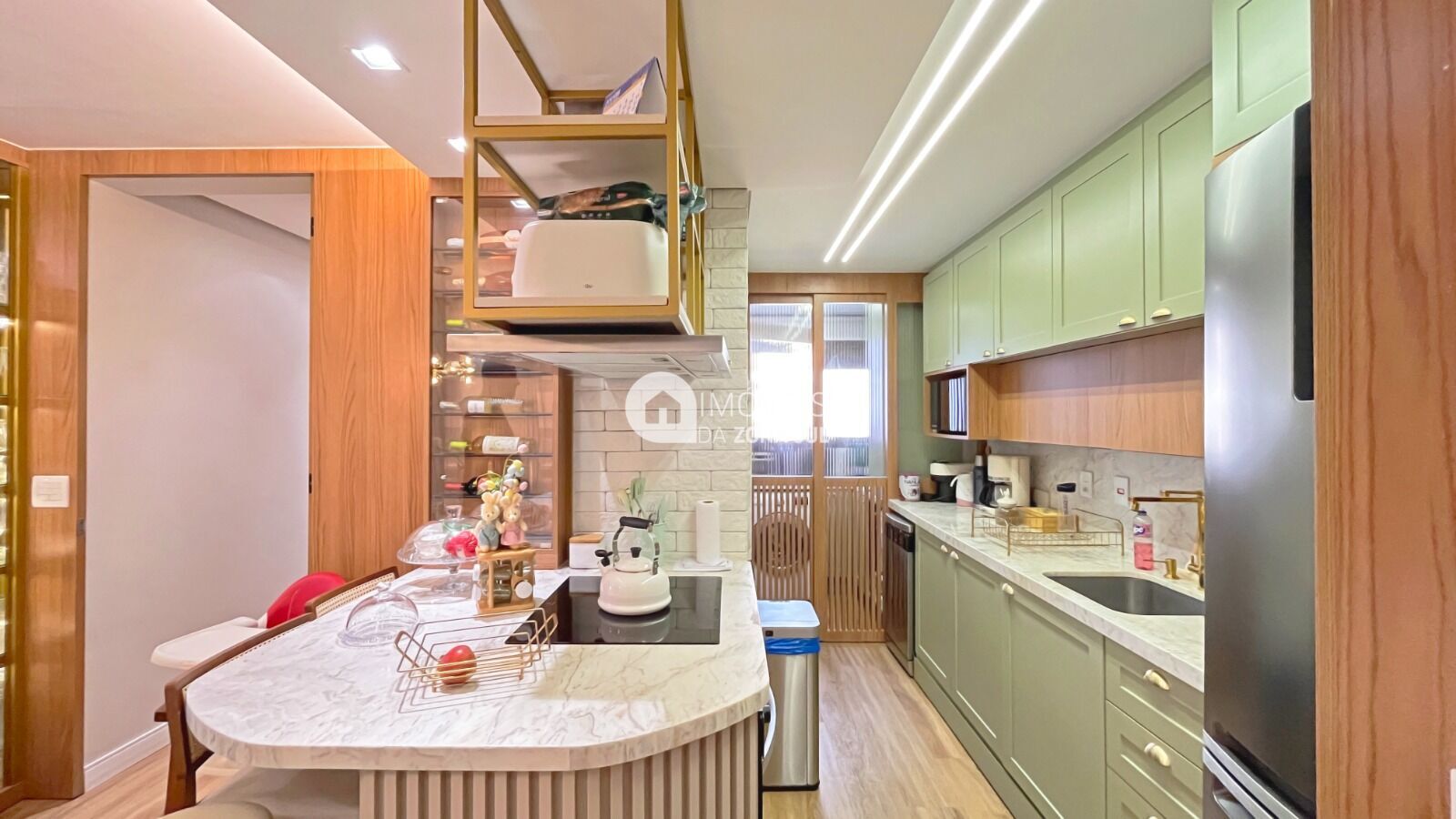 Apartamento à venda com 3 quartos, 76m² - Foto 4