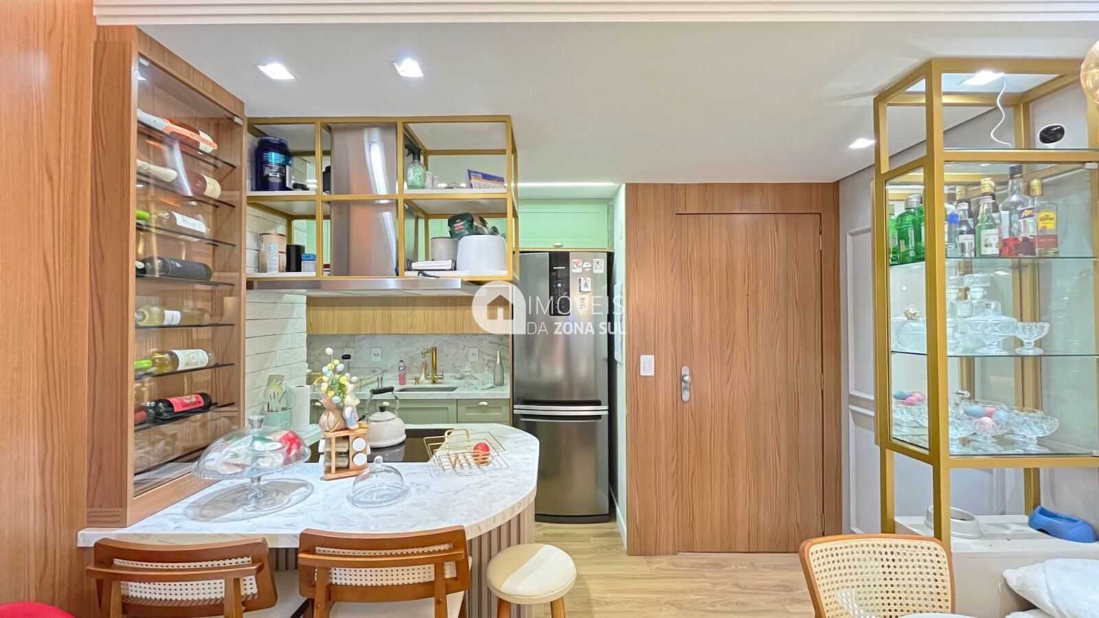 Apartamento à venda com 3 quartos, 76m² - Foto 3
