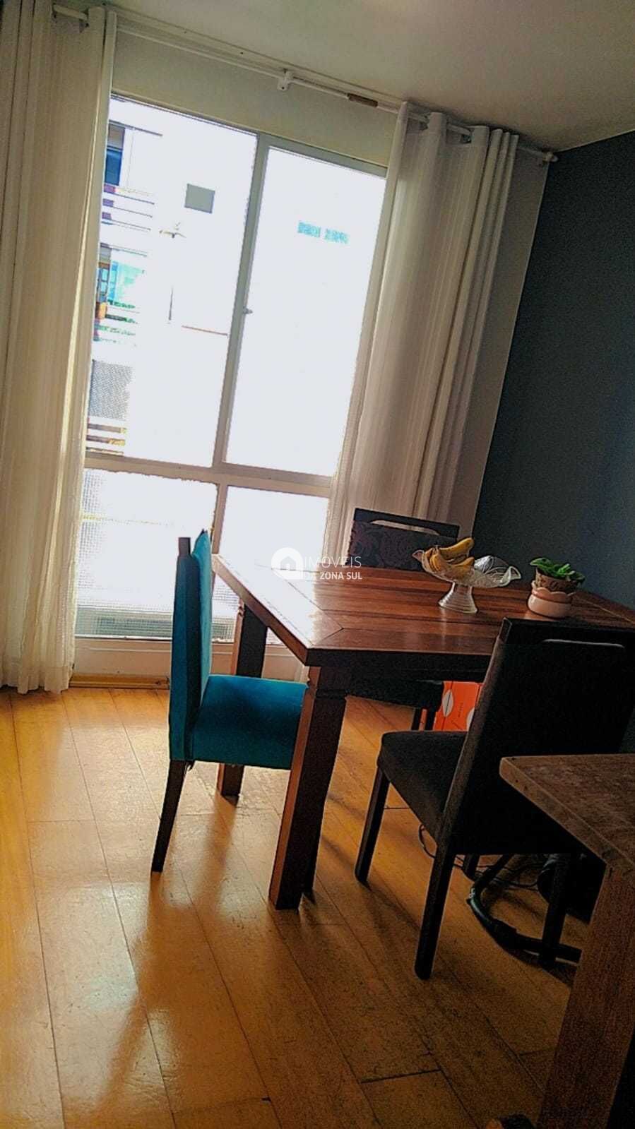 Apartamento à venda com 2 quartos, 64m² - Foto 4