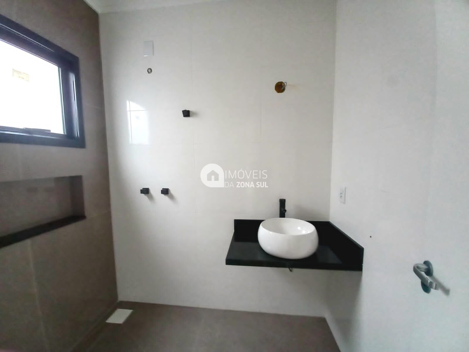 Casa à venda com 3 quartos, 99m² - Foto 18