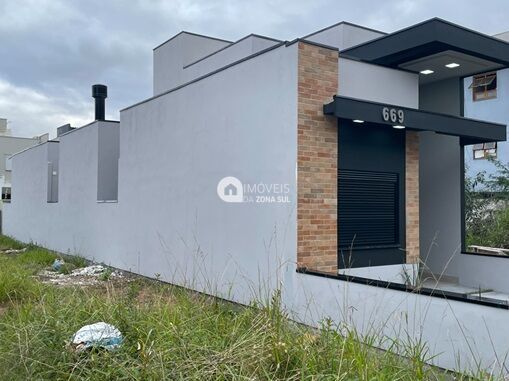 Casa à venda com 3 quartos, 100m² - Foto 3