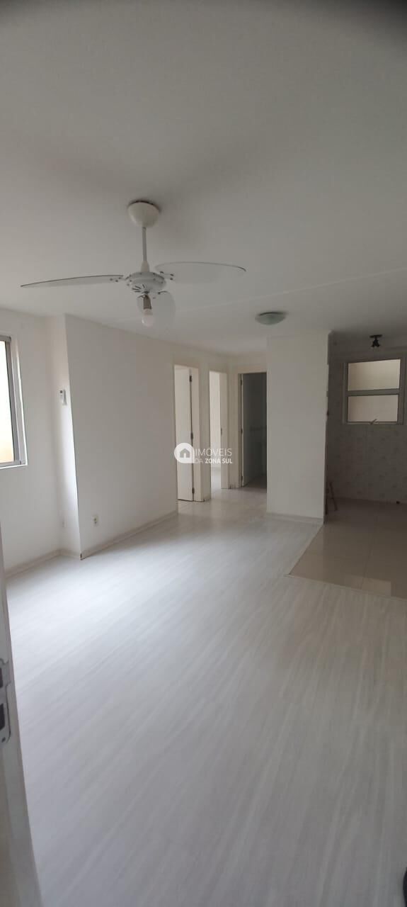 Apartamento à venda com 2 quartos, 42m² - Foto 3