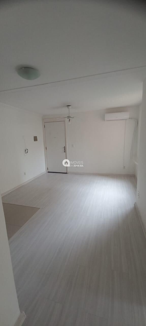 Apartamento à venda com 2 quartos, 42m² - Foto 11