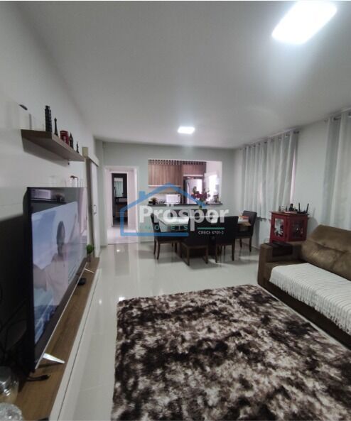 Casa de 3 quartos, 205m² no bairro Costa e Silva, em Joinville | Eu Corretor