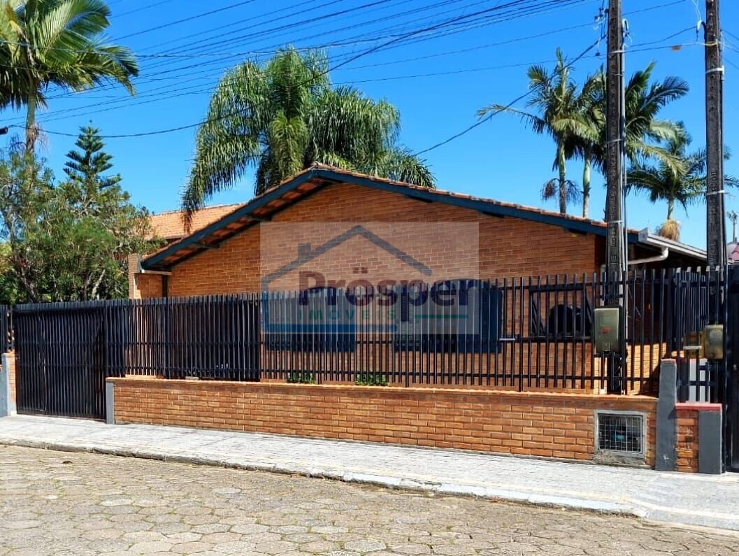 Casa de 3 quartos, 144m² no bairro Itacolomi, em Balneário Piçarras | Eu Corretor