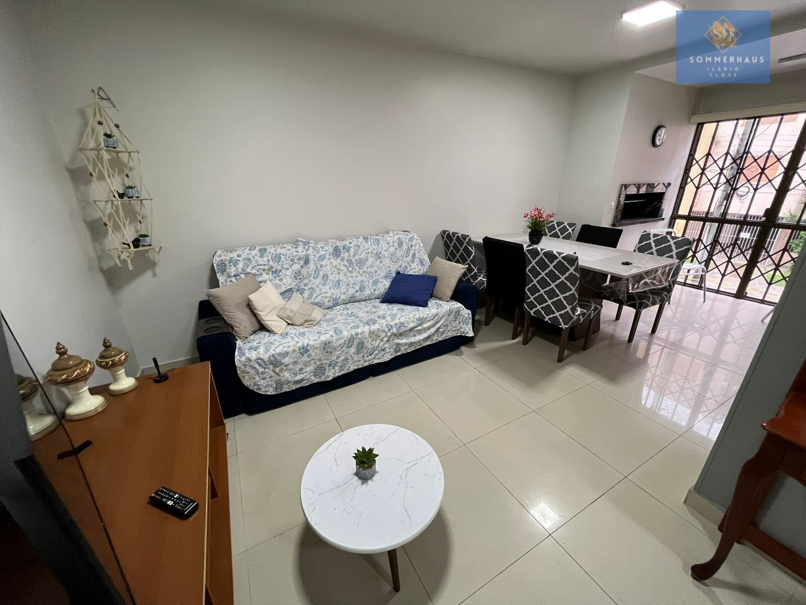 Apartamento à venda com 2 quartos, 85m² - Foto 3