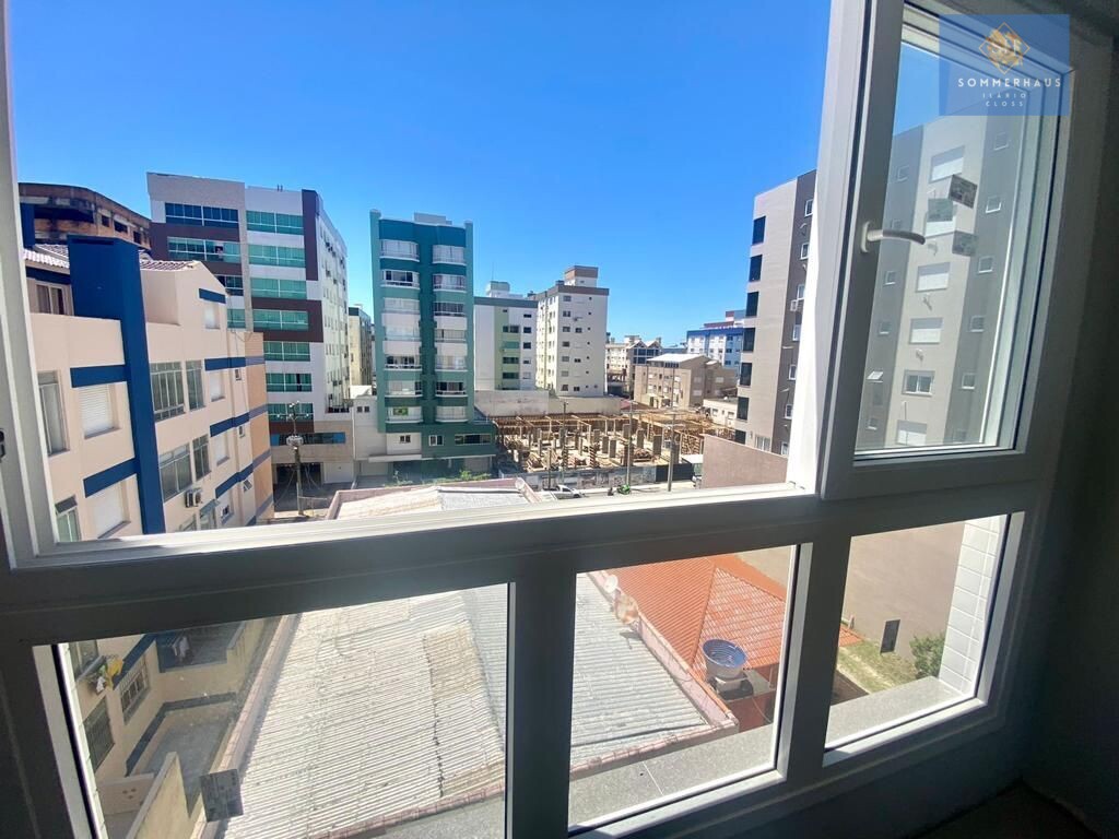 Apartamento à venda com 2 quartos, 60m² - Foto 2