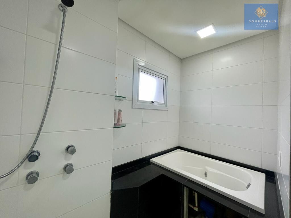 Apartamento à venda com 3 quartos, 150m² - Foto 17