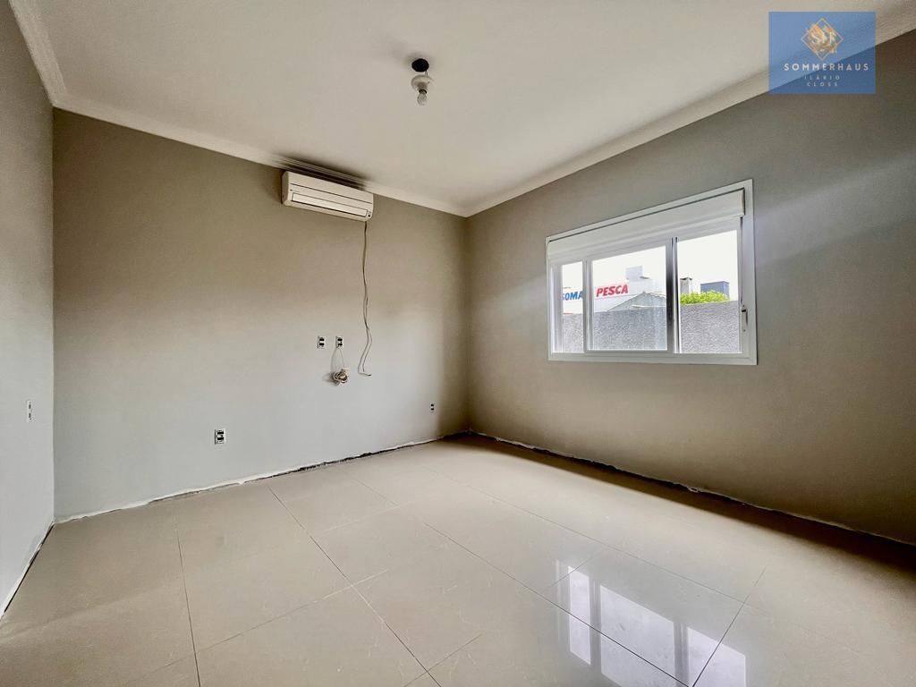 Casa à venda com 3 quartos, 165m² - Foto 17