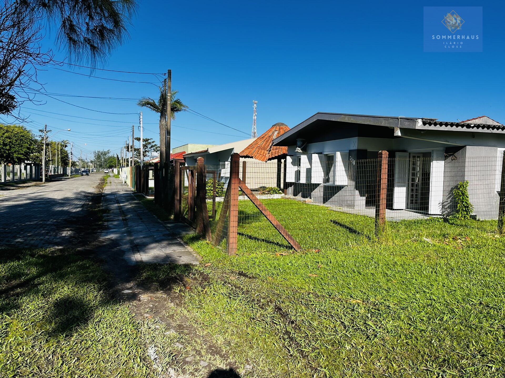 Casa à venda com 6 quartos, 133m² - Foto 5