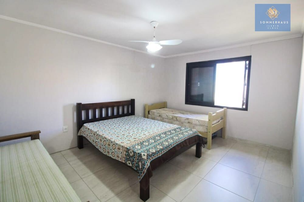 Casa à venda com 4 quartos, 250m² - Foto 15