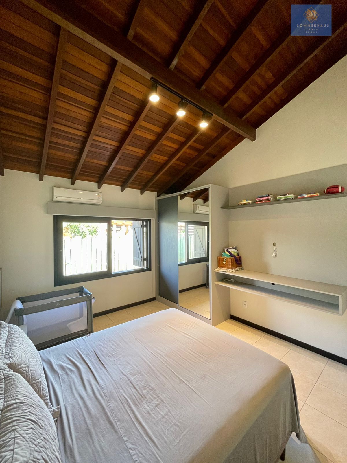 Casa de Condomínio à venda com 3 quartos, 218m² - Foto 24