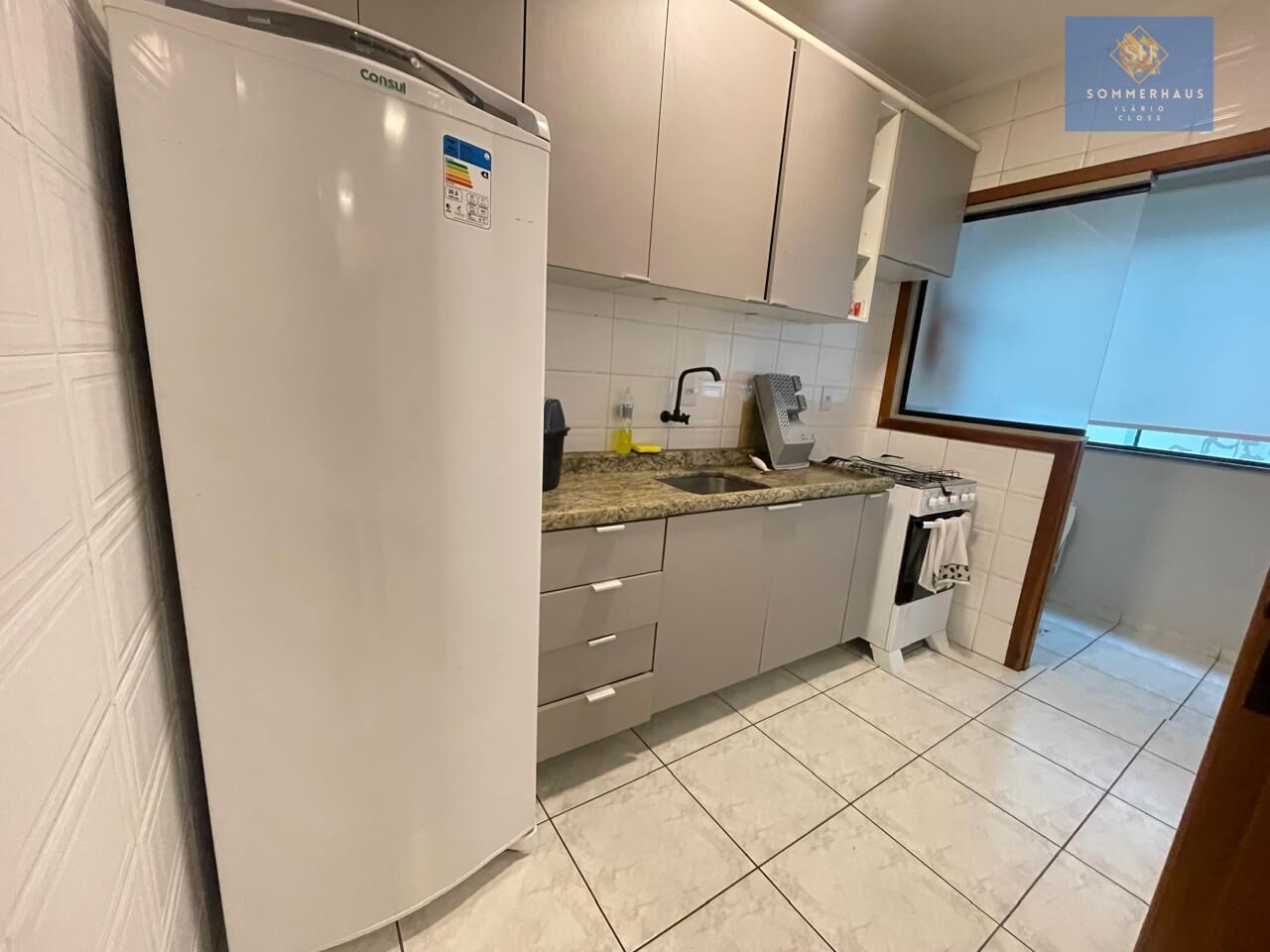 Apartamento à venda com 2 quartos, 75m² - Foto 6