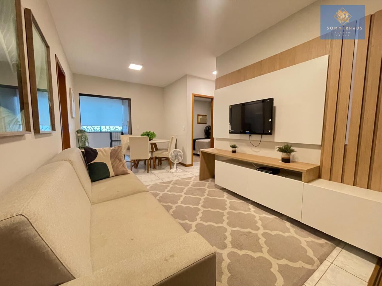 Apartamento à venda com 2 quartos, 75m² - Foto 1