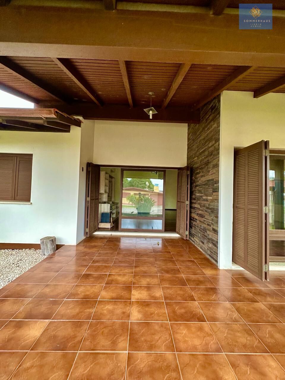 Casa à venda com 4 quartos, 230m² - Foto 9