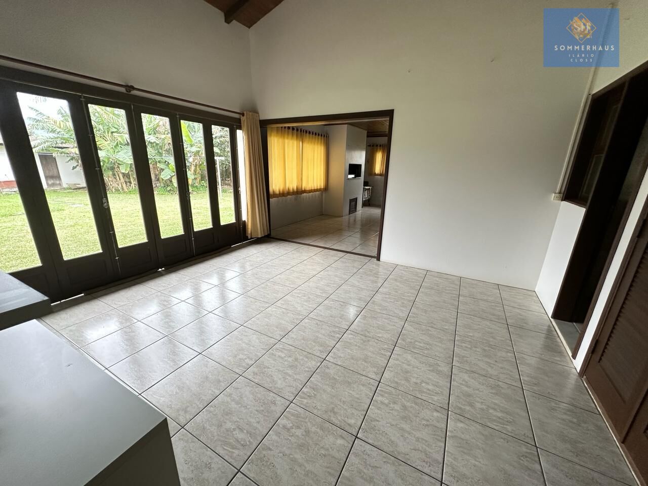 Casa à venda com 4 quartos, 230m² - Foto 12