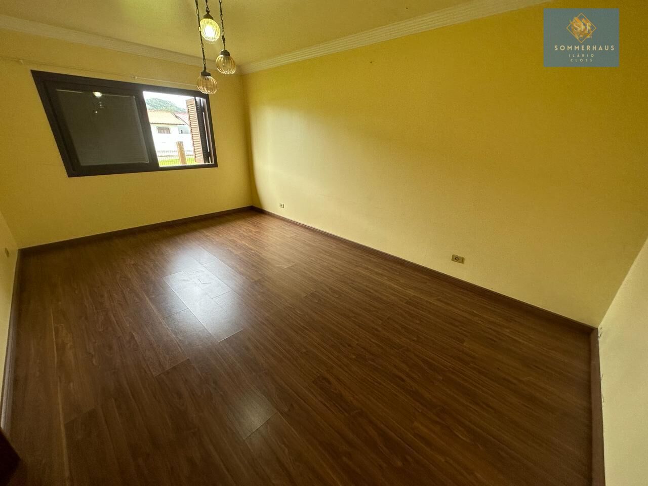 Casa à venda com 4 quartos, 230m² - Foto 15