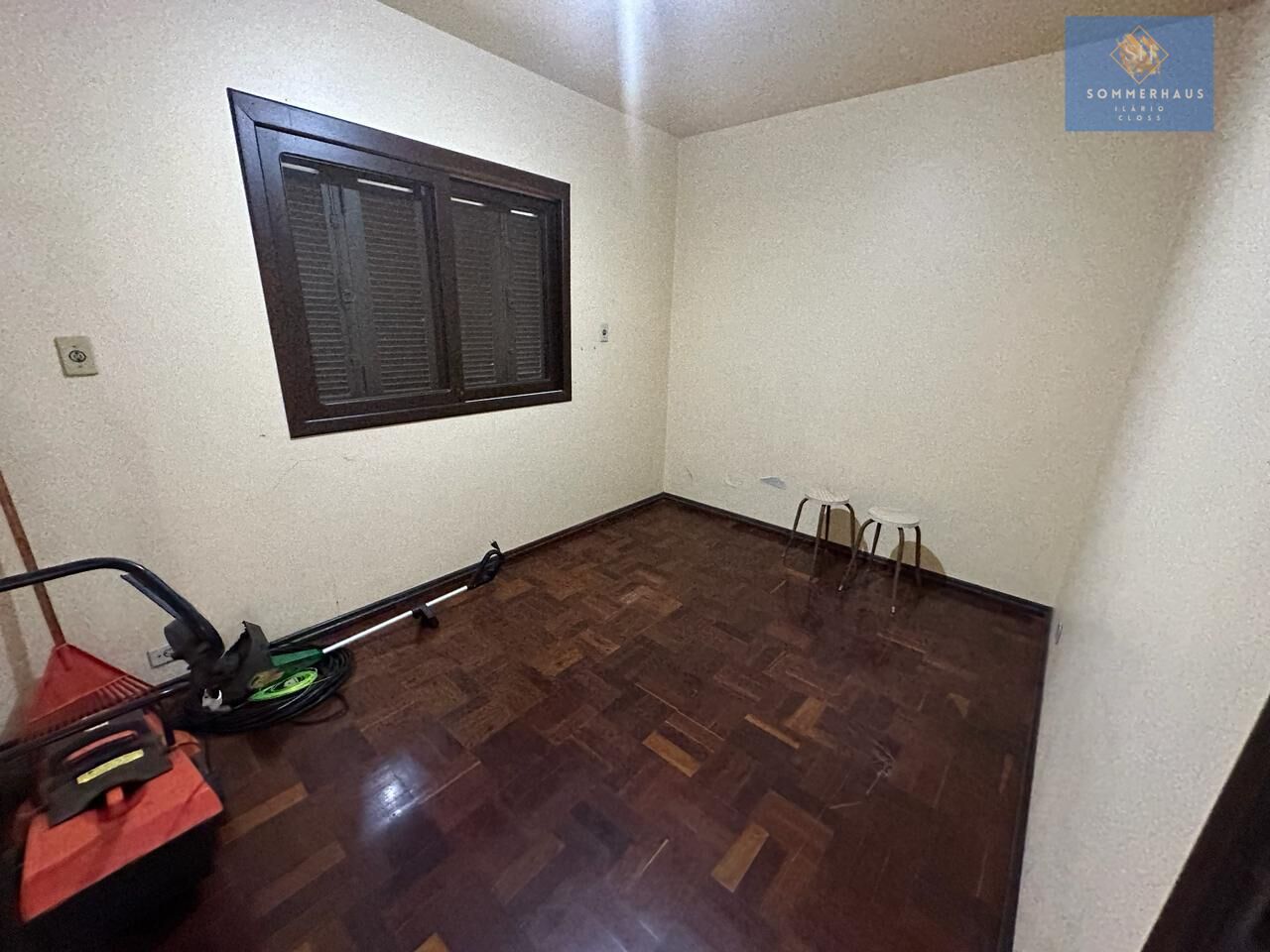 Casa à venda com 4 quartos, 230m² - Foto 17