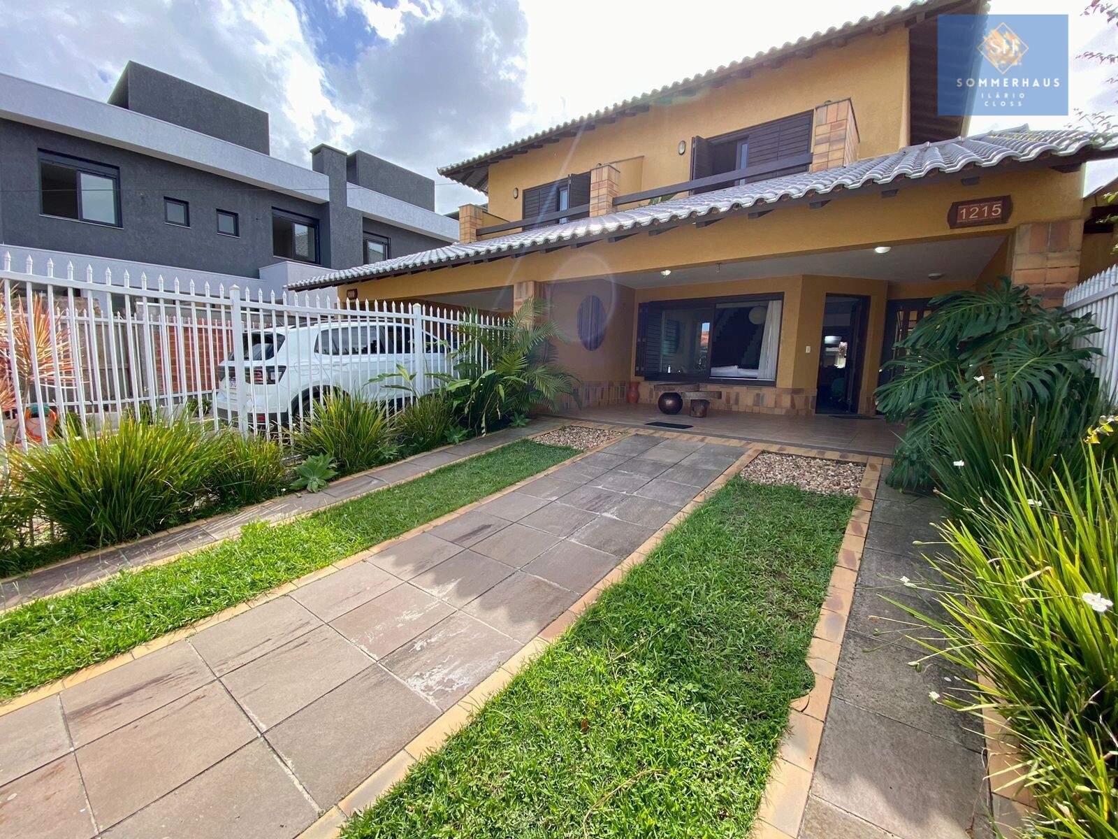 Sobrado à venda com 3 quartos, 150m² - Foto 1