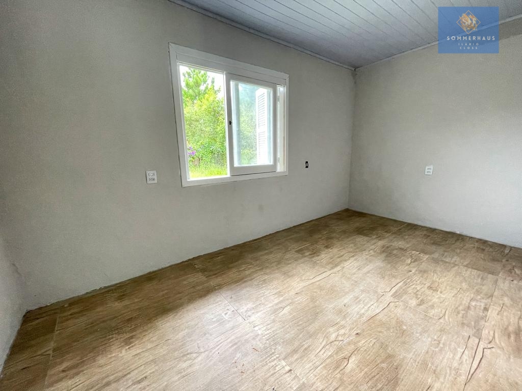 Casa à venda com 3 quartos, 60m² - Foto 5