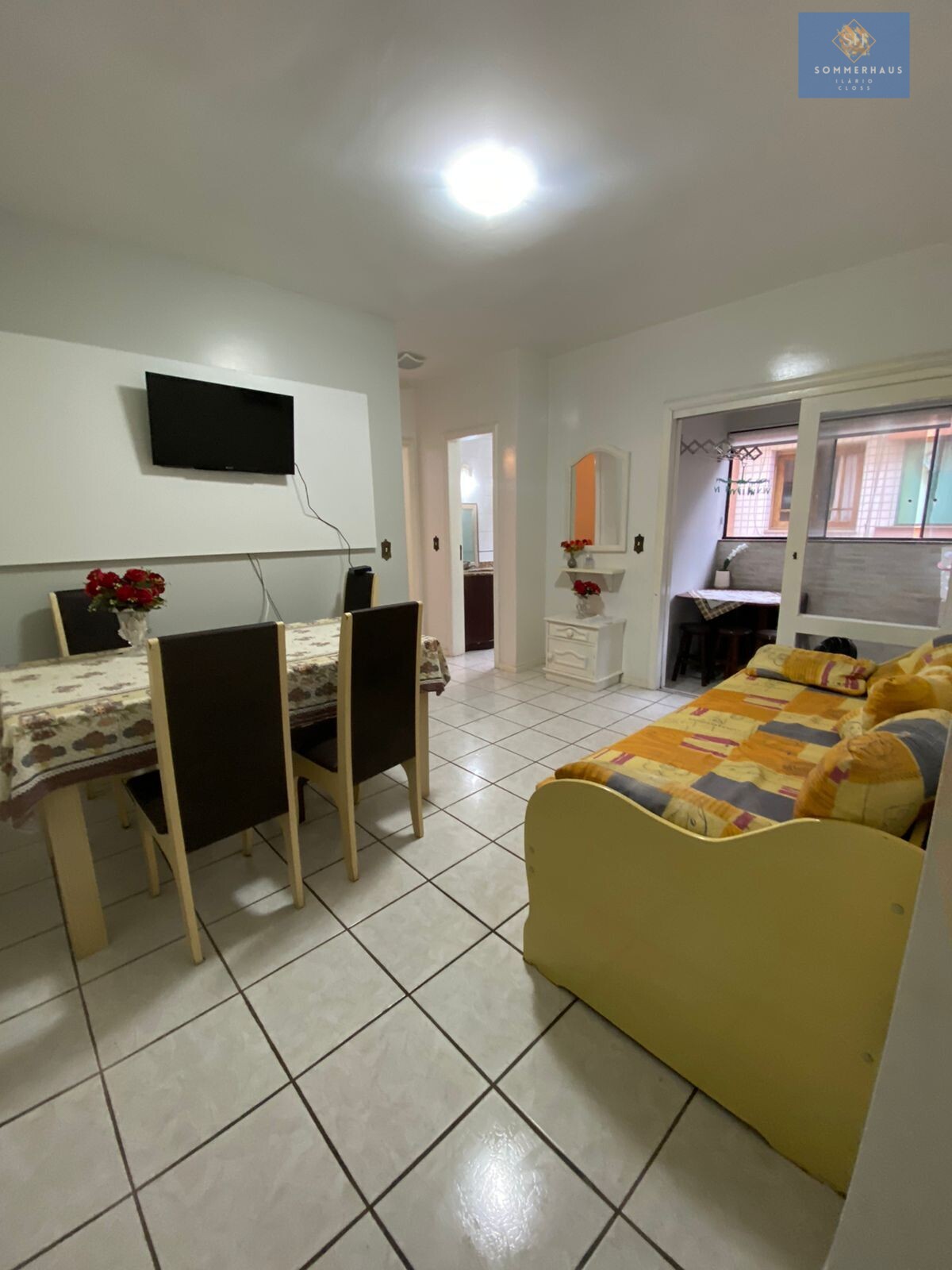 Apartamento à venda com 2 quartos, 65m² - Foto 1