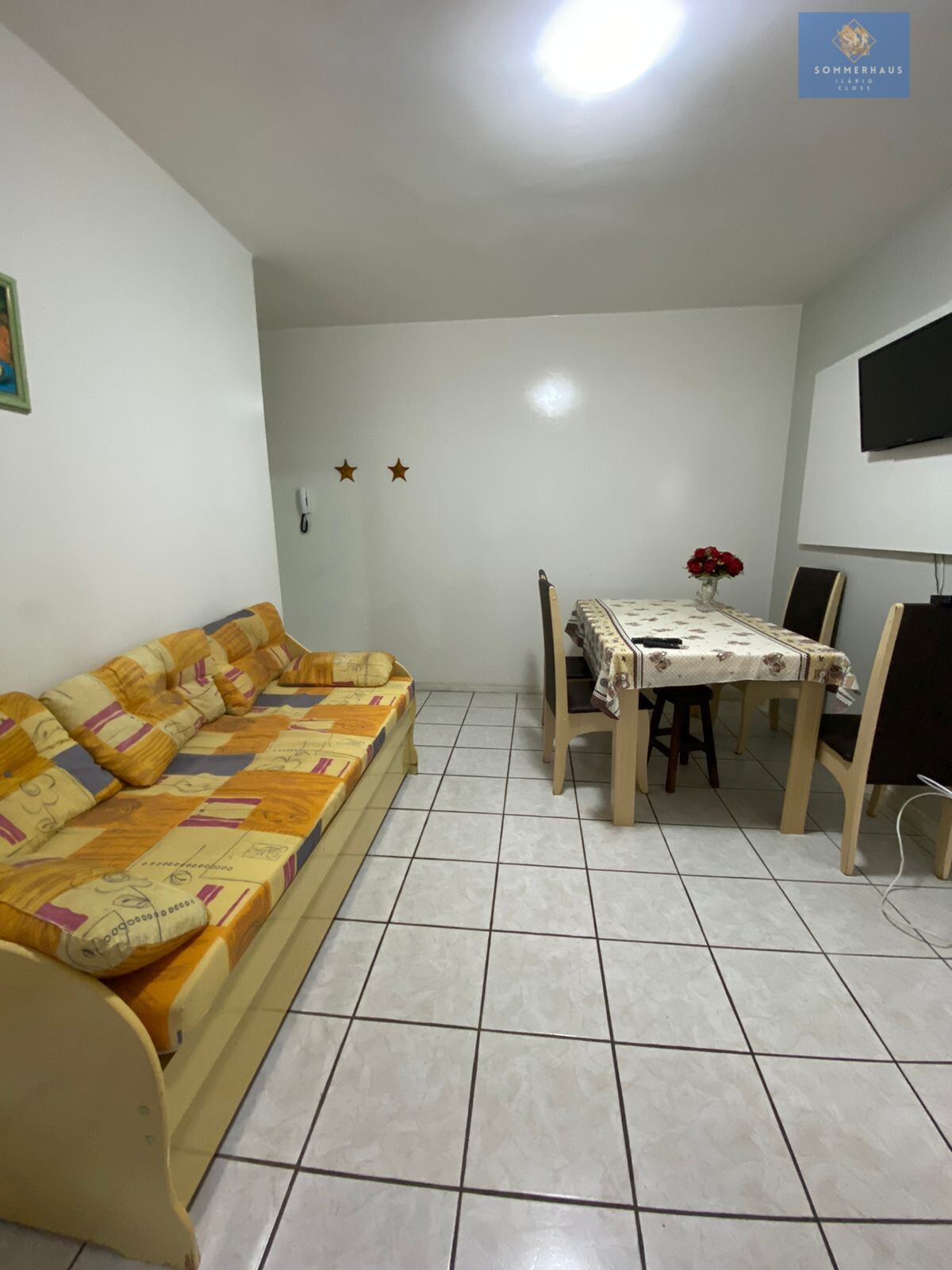 Apartamento à venda com 2 quartos, 65m² - Foto 2