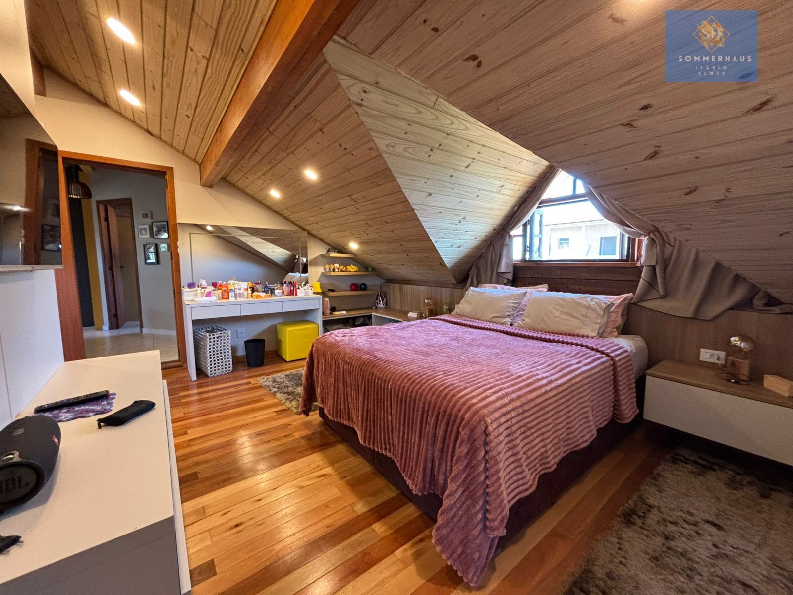 Casa, 3 quartos, 278 m² - Foto 23