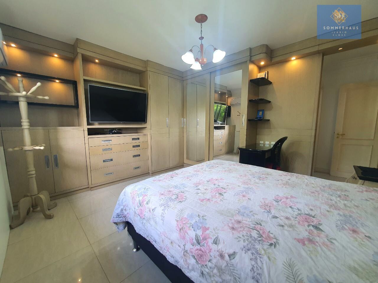 Casa, 3 quartos, 235 m² - Foto 38