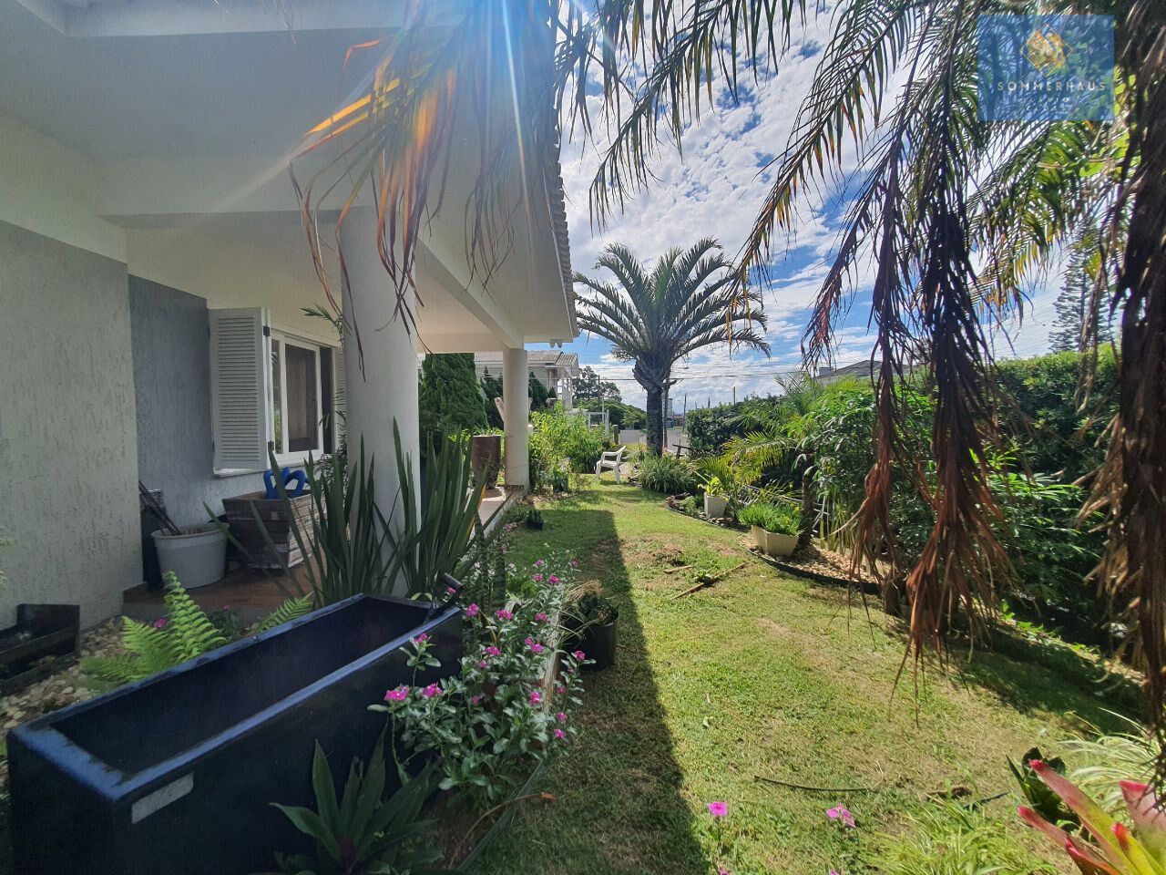 Casa, 3 quartos, 235 m² - Foto 1