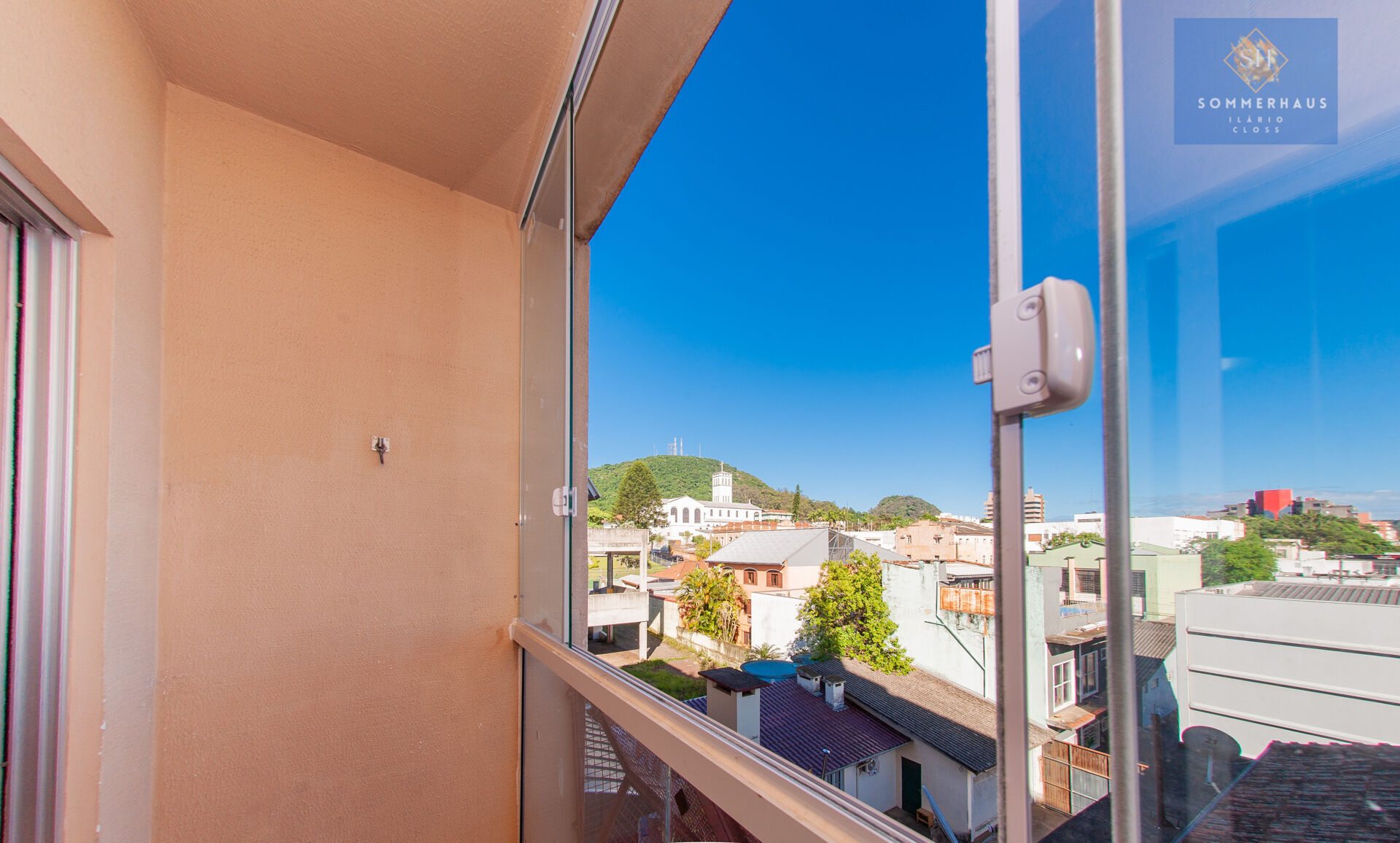 Apartamento à venda com 1 quarto, 42m² - Foto 9
