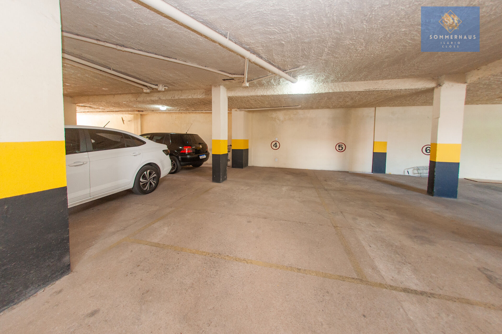 Apartamento à venda com 1 quarto, 42m² - Foto 18