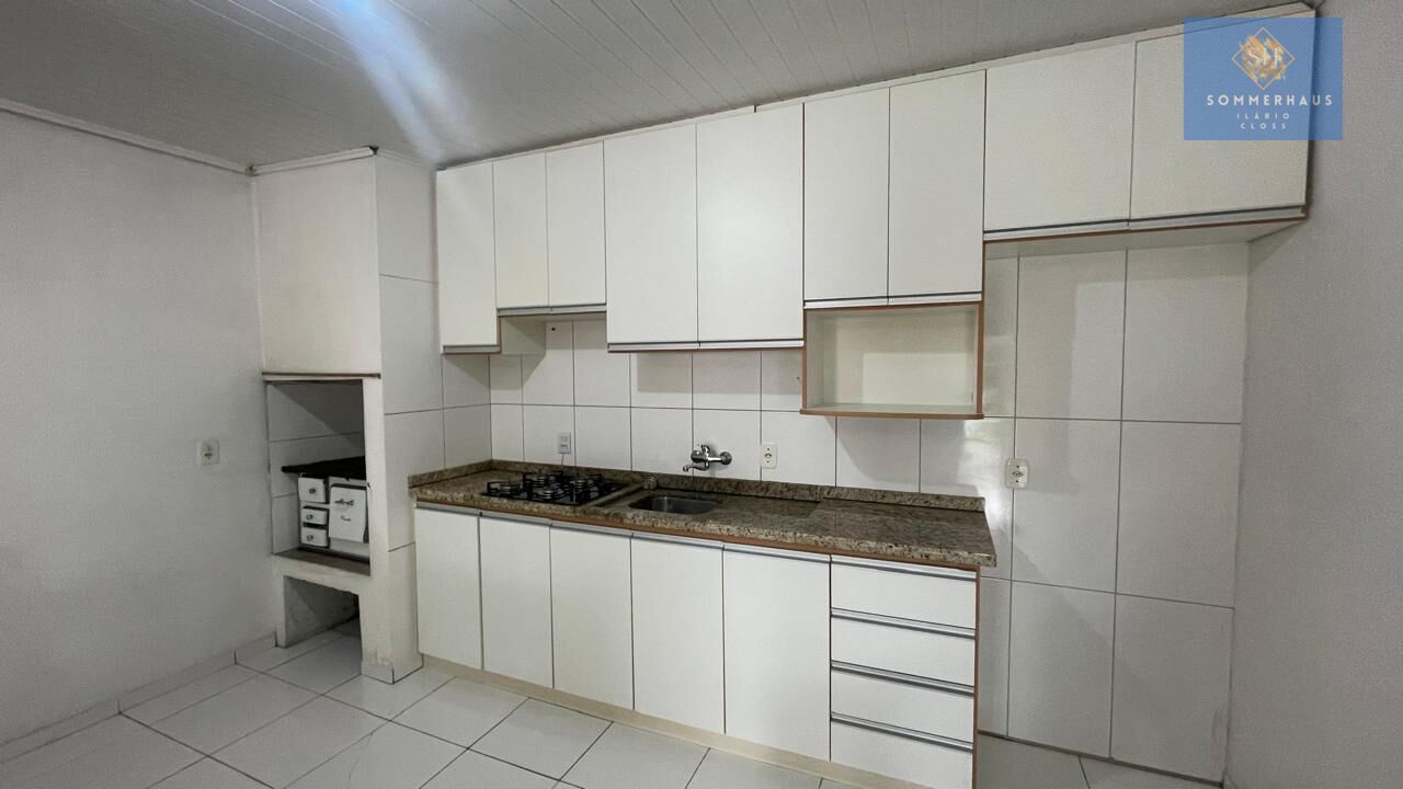 Casa à venda com 2 quartos, 360m² - Foto 11