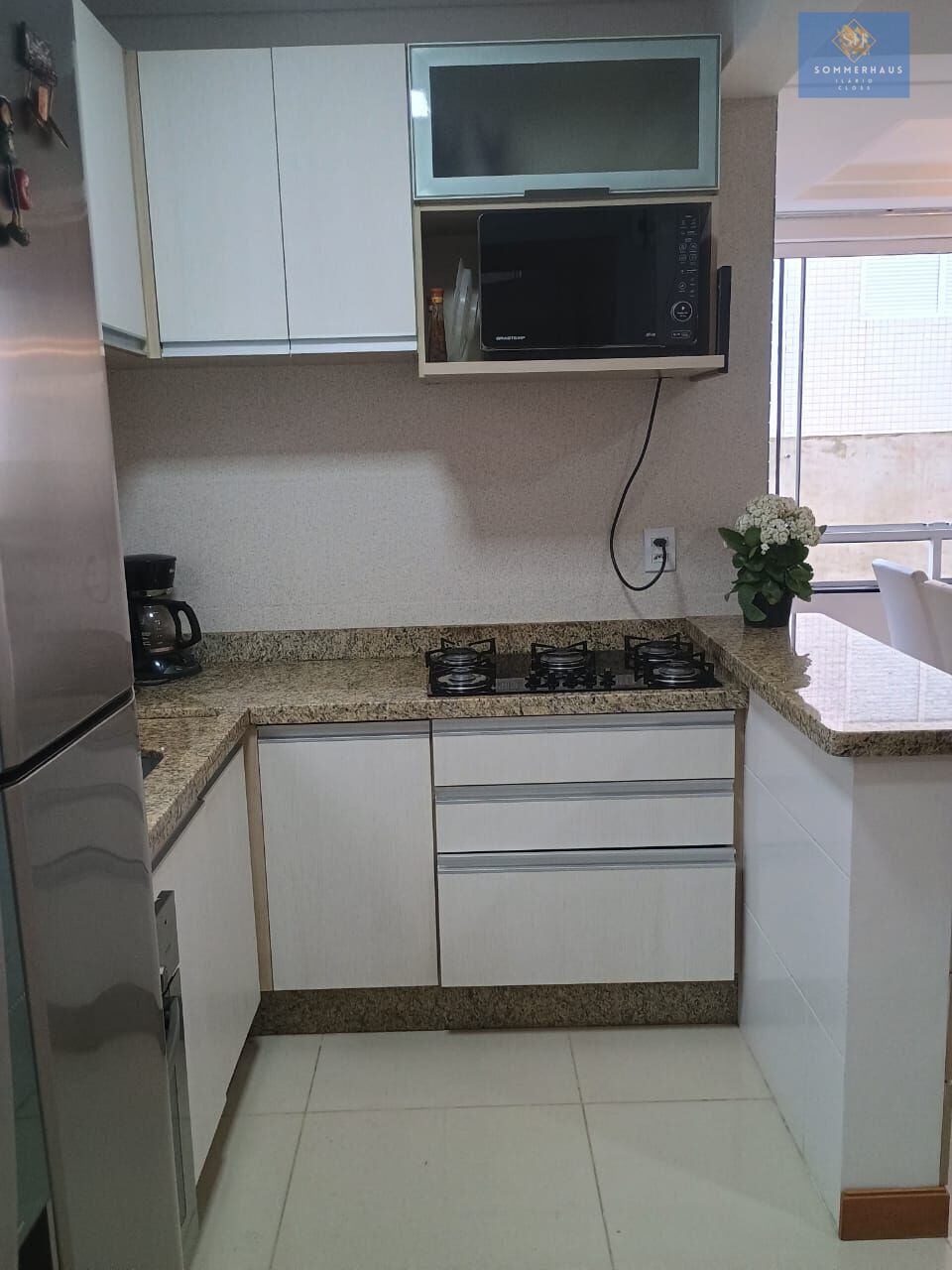 Apartamento à venda com 2 quartos, 75m² - Foto 6